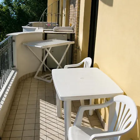 Immobiliare La Rosetana - Residenza La Terrazza Розето-дельи-Абруцци